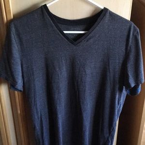 American eagle V neck T shirt